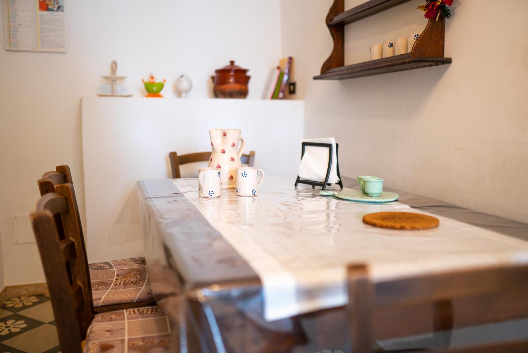 モノーポリLa Casa Di Andrea - Con Terrazzoアパートメント エクステリア 写真